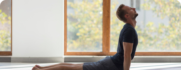 image de mise en situation d'un coach sportif et son client